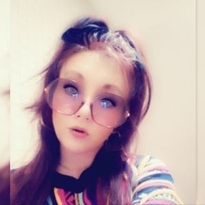 Meet your Posher, Lauran